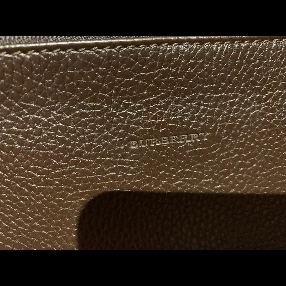 Burberry London mini-bag/pochette in dark brown leather - Picture 2 of 9